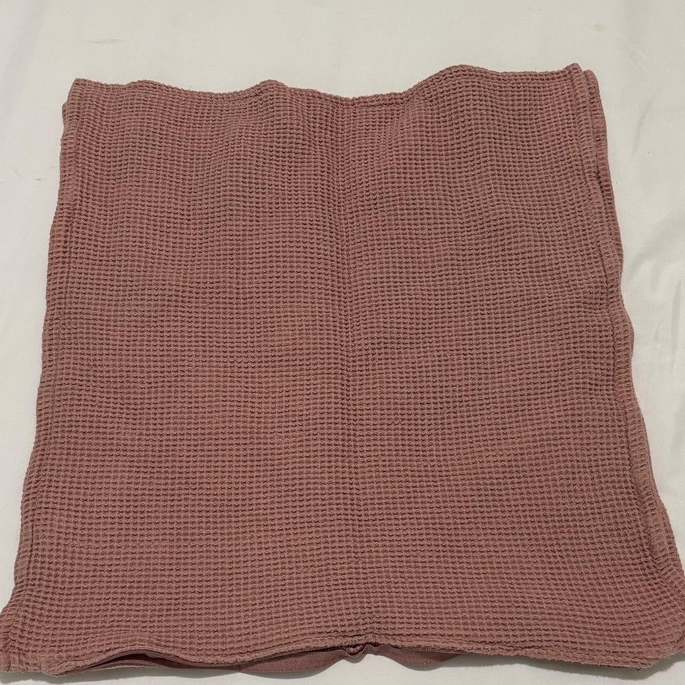 2 Pillow Shams